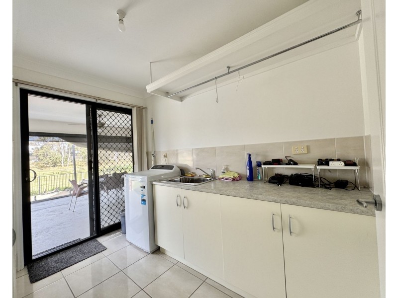 13 Baker Finch Place, Kensington Grove QLD 4341