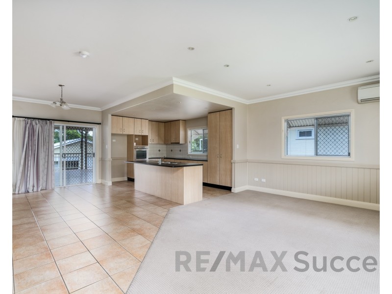 55 Llewellyn Street, Centenary Heights QLD 4350