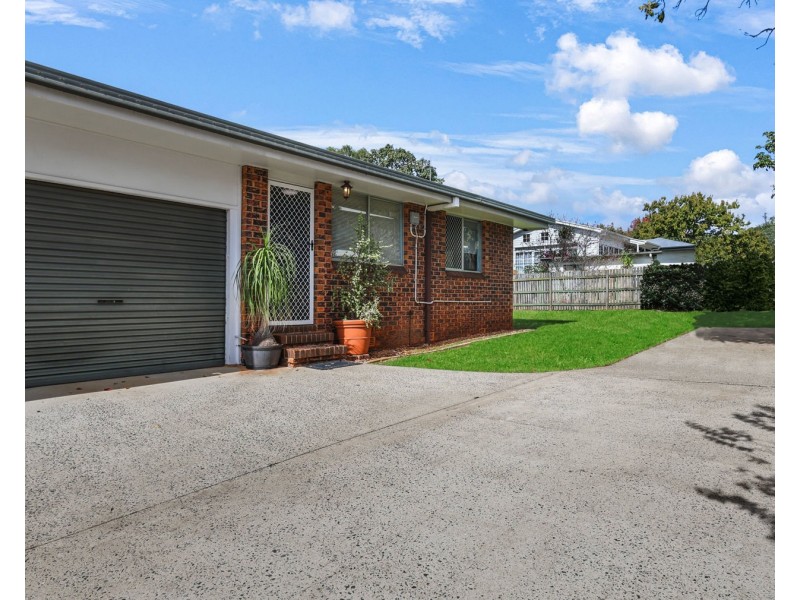 4/6 Victor Street, East Toowoomba QLD 4350