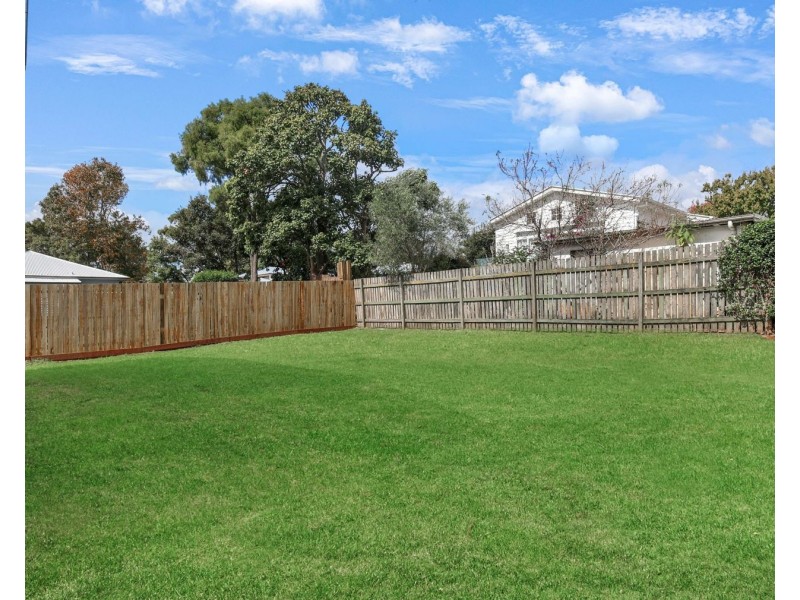 4/6 Victor Street, East Toowoomba QLD 4350
