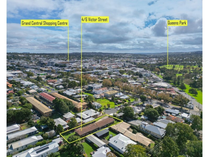 4/6 Victor Street, East Toowoomba QLD 4350