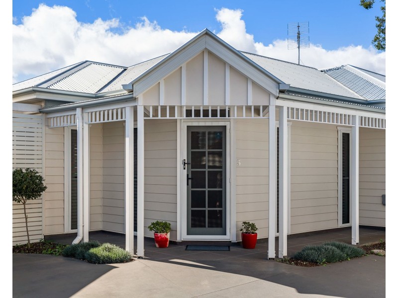 3/3 Walton Street, North Toowoomba QLD 4350