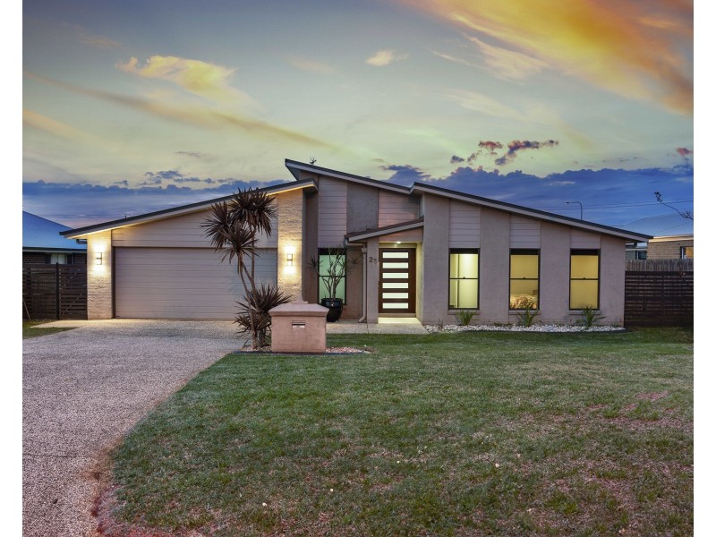 21 Opperman Dr, Kearneys Spring QLD 4350