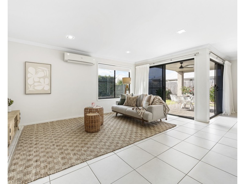 21 Opperman Dr, Kearneys Spring QLD 4350
