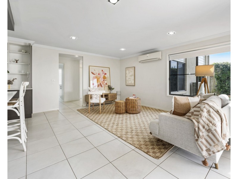 21 Opperman Dr, Kearneys Spring QLD 4350