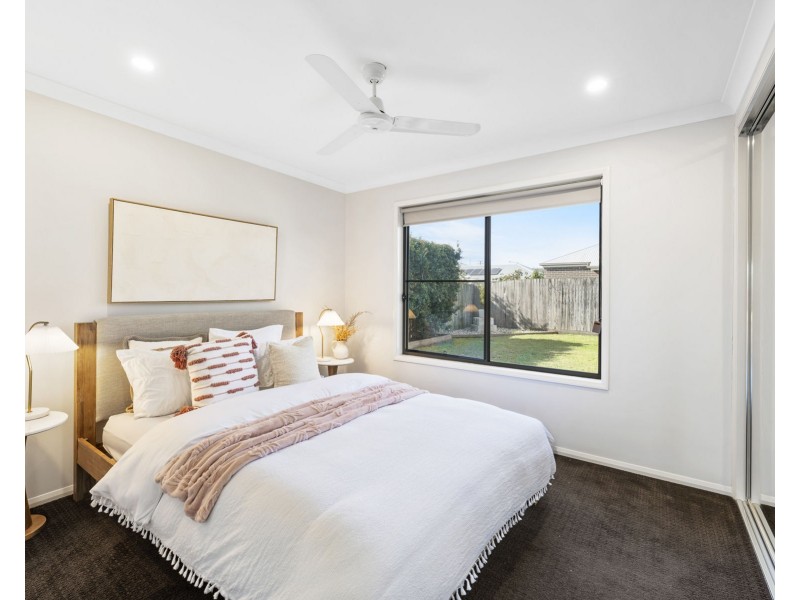 21 Opperman Dr, Kearneys Spring QLD 4350