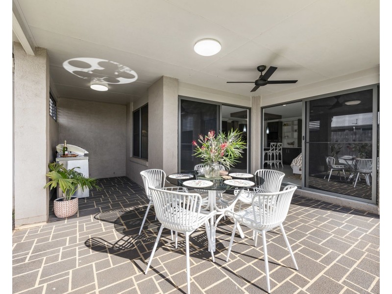 21 Opperman Dr, Kearneys Spring QLD 4350