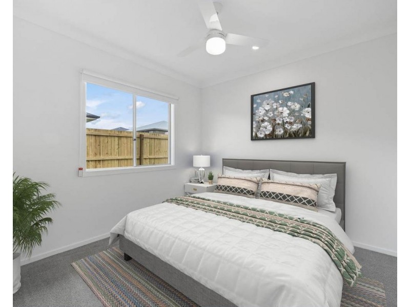 7 Clara May Street, Cotswold Hills QLD 4350