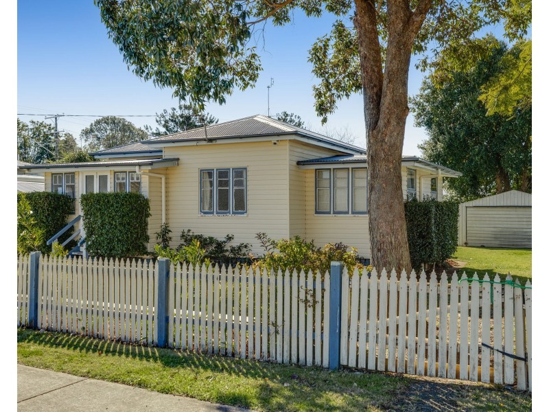 75 Rome Street, Newtown QLD 4350