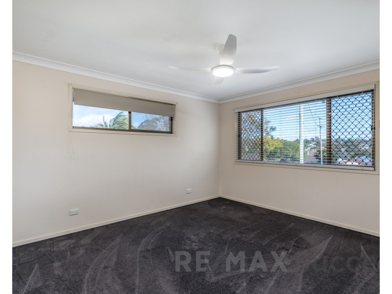 816 Ruthven Street, Kearneys Spring QLD 4350