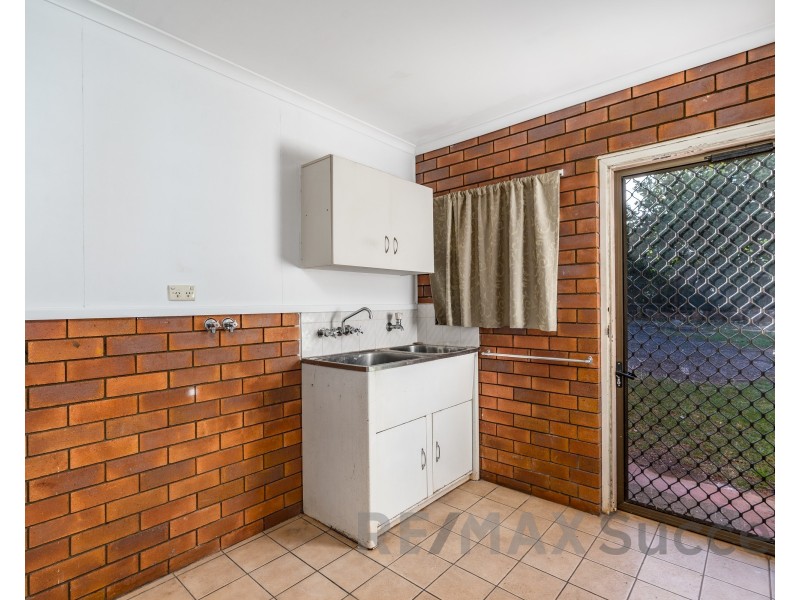 816 Ruthven Street, Kearneys Spring QLD 4350