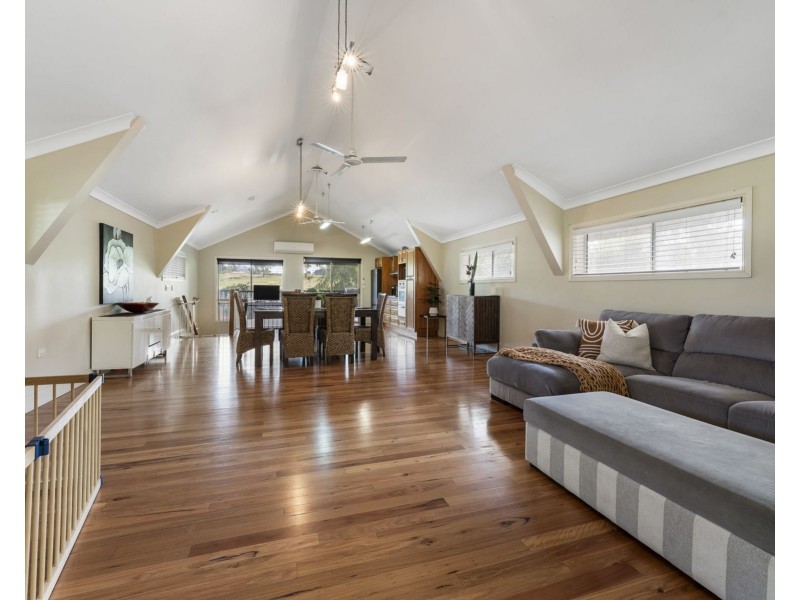 185 Murphys Creek Road, Postmans Ridge QLD 4352