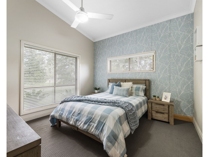185 Murphys Creek Road, Postmans Ridge QLD 4352