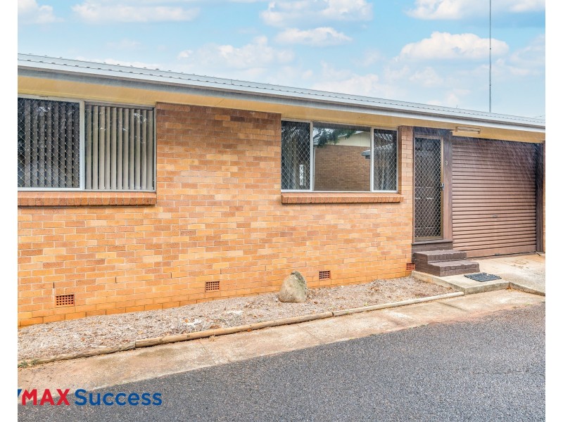 3/90 James Street, South Toowoomba QLD 4350
