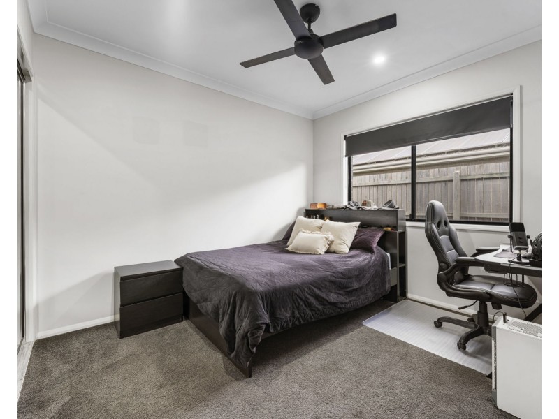 5 Webcke Crescent, Kleinton QLD 4352