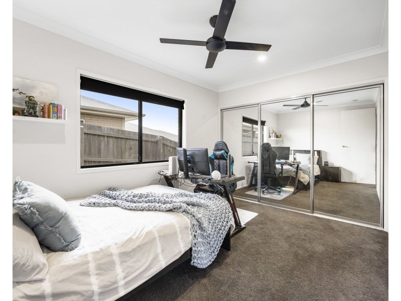 5 Webcke Crescent, Kleinton QLD 4352