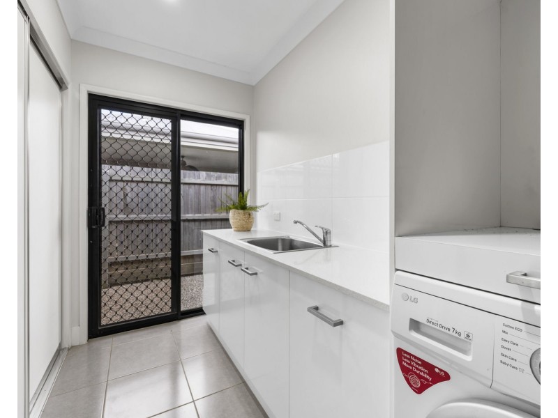 5 Webcke Crescent, Kleinton QLD 4352