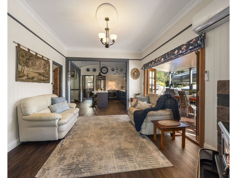 6 McCook Street, South Toowoomba QLD 4350