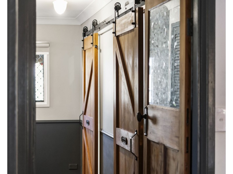 6 McCook Street, South Toowoomba QLD 4350