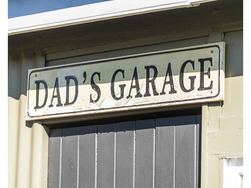 6 McCook Street, South Toowoomba QLD 4350