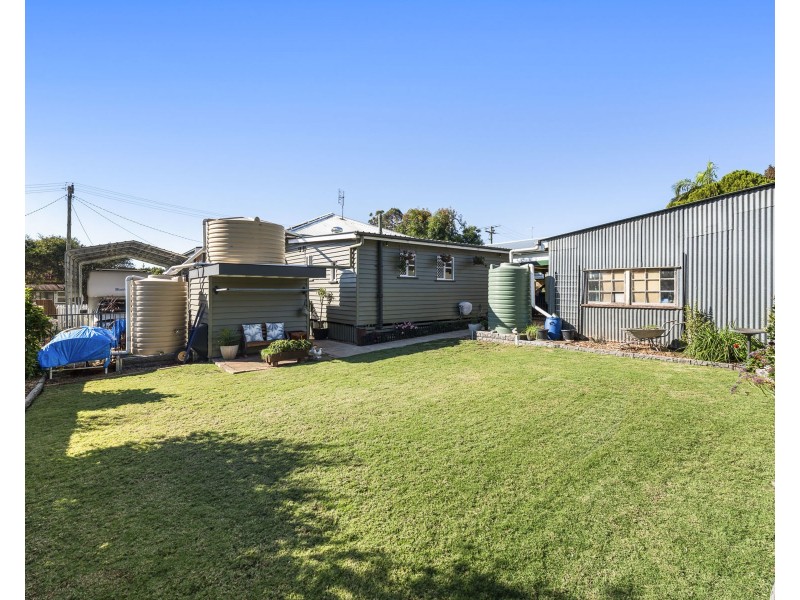 6 McCook Street, South Toowoomba QLD 4350