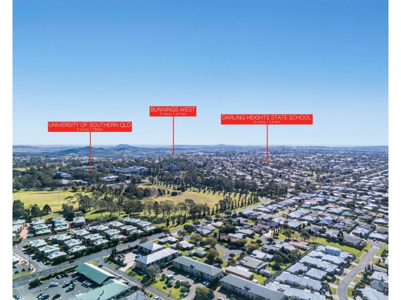 2/5-7 Uniplaza Court, Kearneys Spring QLD 4350