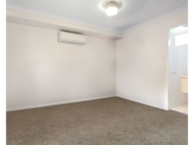 1/6 Mannuem Court, Rangeville QLD 4350