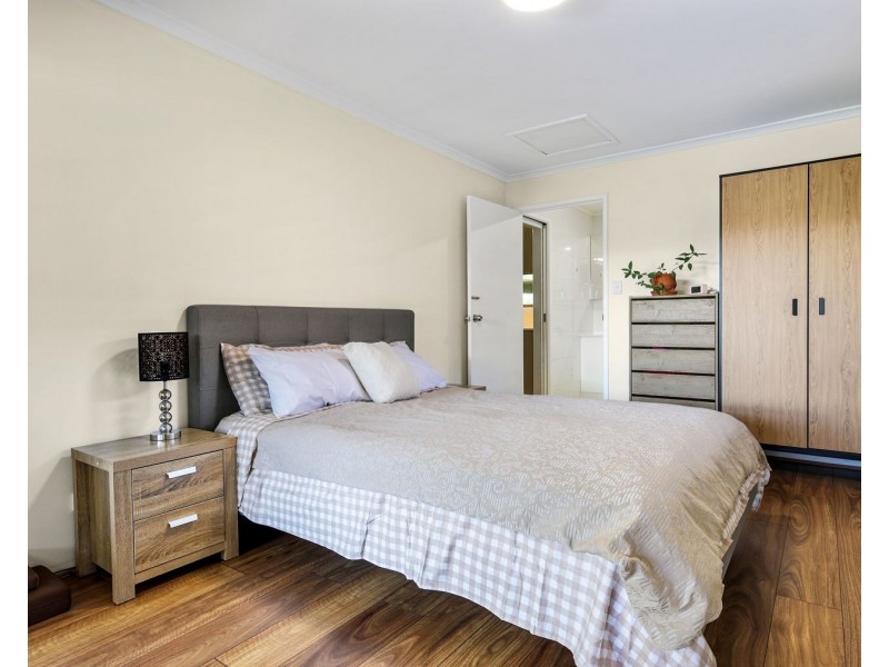 10 Schultz Street, Kearneys Spring QLD 4350