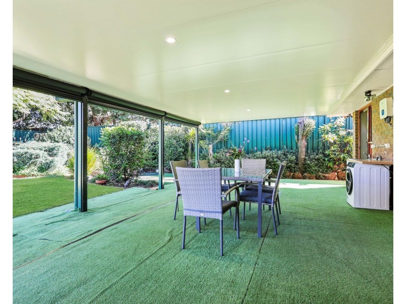 10 Schultz Street, Kearneys Spring QLD 4350