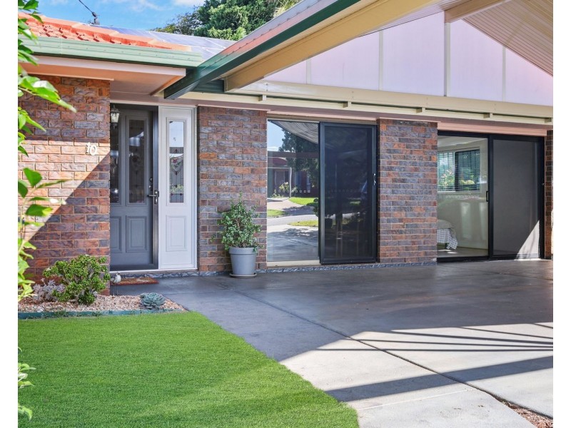 10 Schultz Street, Kearneys Spring QLD 4350