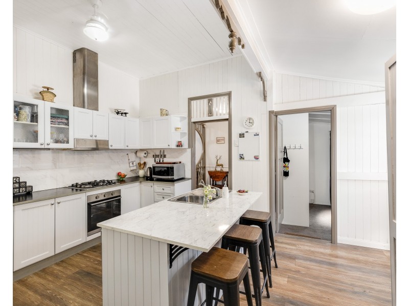 149 Jellicoe Street, North Toowoomba QLD 4350