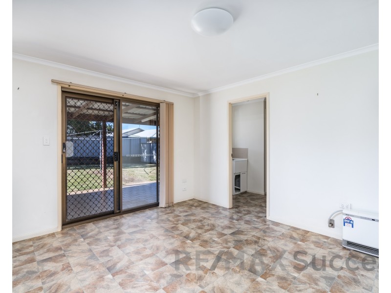 16 Crusader Court, Wilsonton QLD 4350