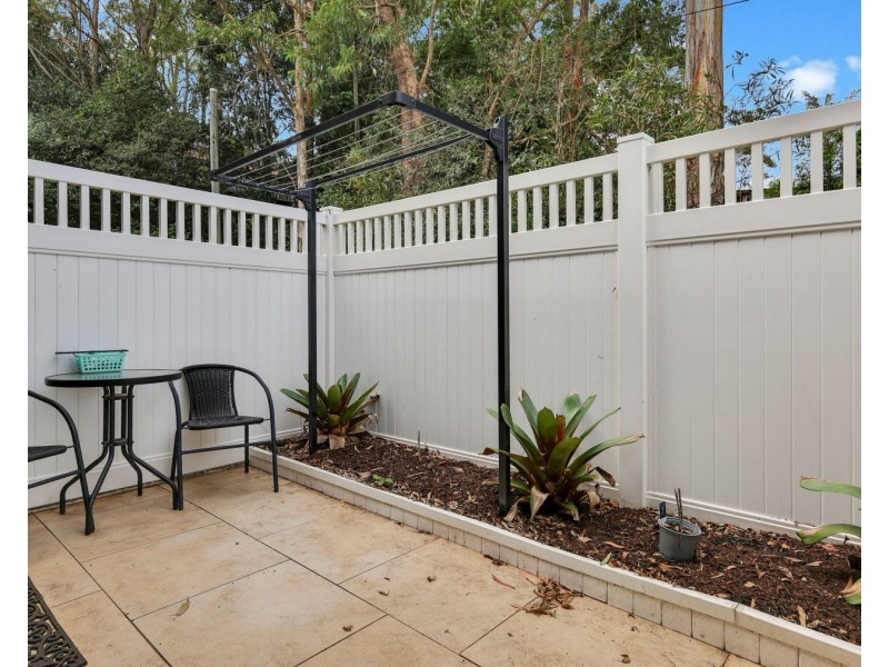 5/2 Benjamin Street, Mount Lofty QLD 4350