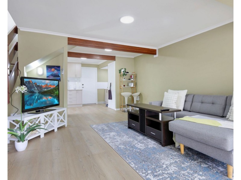 5/2 Benjamin Street, Mount Lofty QLD 4350