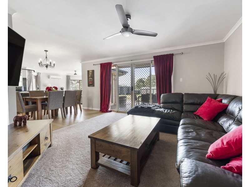 6 Highview Street, Meringandan West QLD 4352