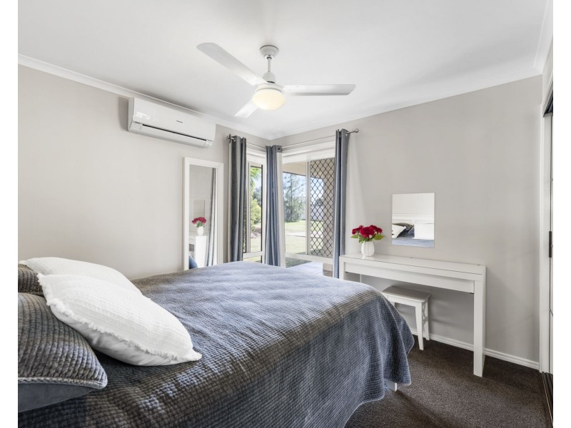 6 Highview Street, Meringandan West QLD 4352