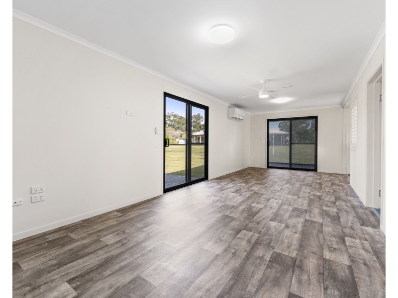 6 Highview Street, Meringandan West QLD 4352