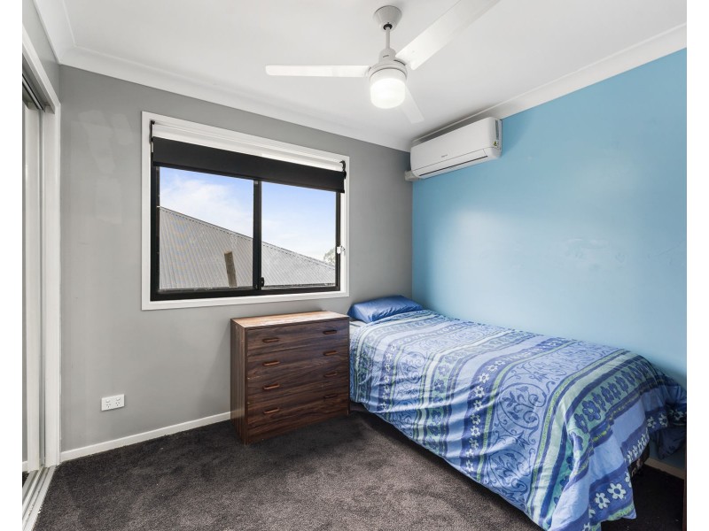 2/65 Barlow Street, Cranley QLD 4350