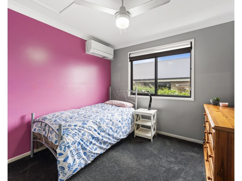 2/65 Barlow Street, Cranley QLD 4350