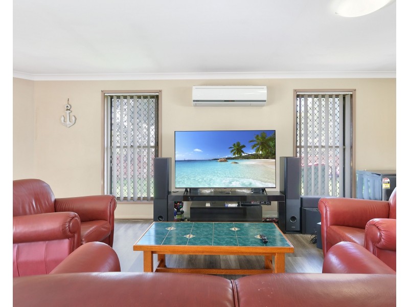 2 Japonica Street, Newtown QLD 4350