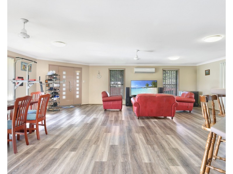 2 Japonica Street, Newtown QLD 4350