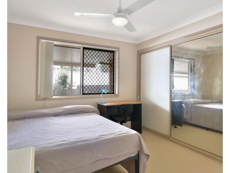 2 Japonica Street, Newtown QLD 4350