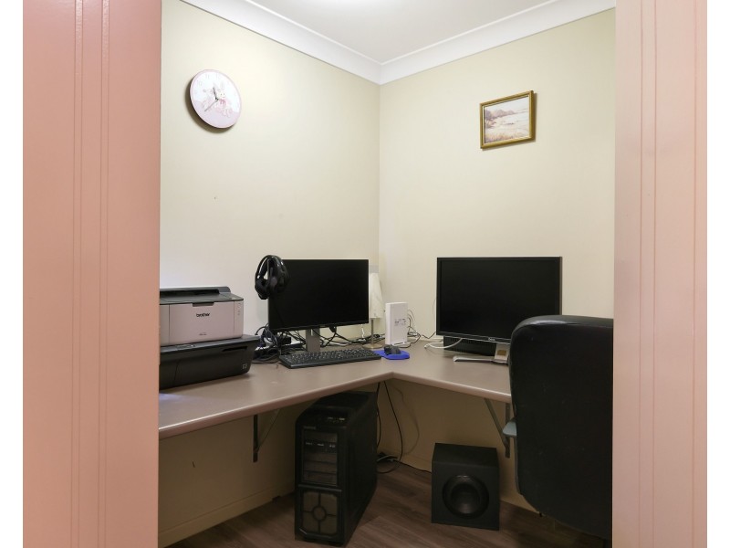 2 Japonica Street, Newtown QLD 4350