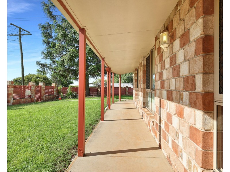 2 Japonica Street, Newtown QLD 4350