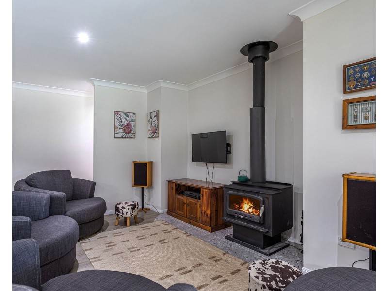 2 Jonathan Street, Highfields QLD 4352