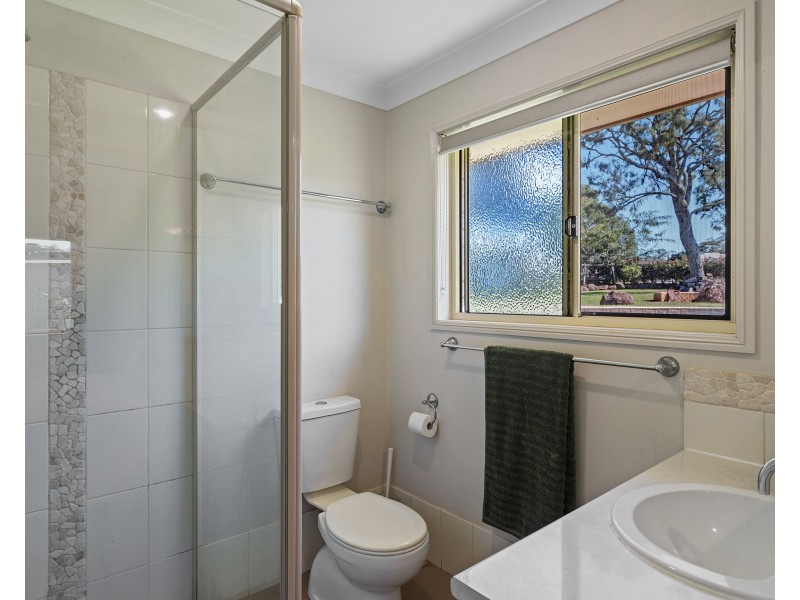 2 Jonathan Street, Highfields QLD 4352