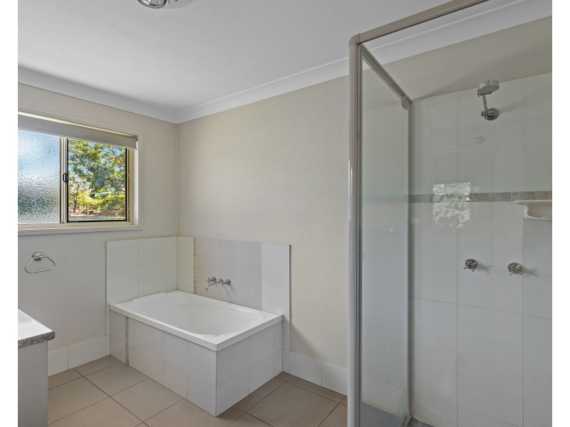 2 Jonathan Street, Highfields QLD 4352