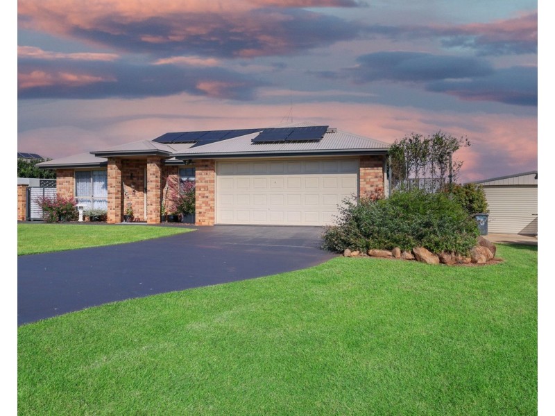 25 Holly Avenue, Cawdor QLD 4352