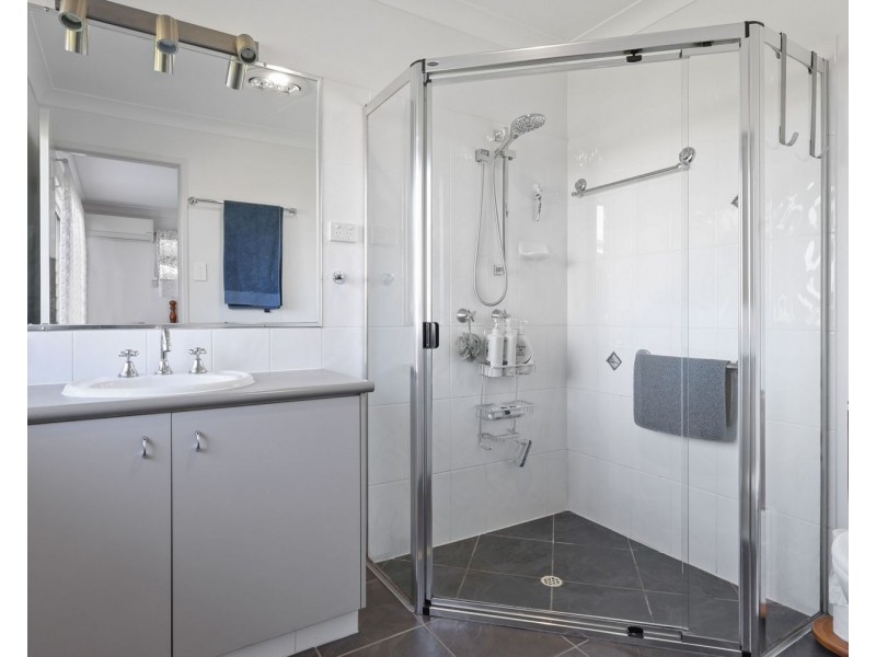 25 Holly Avenue, Cawdor QLD 4352