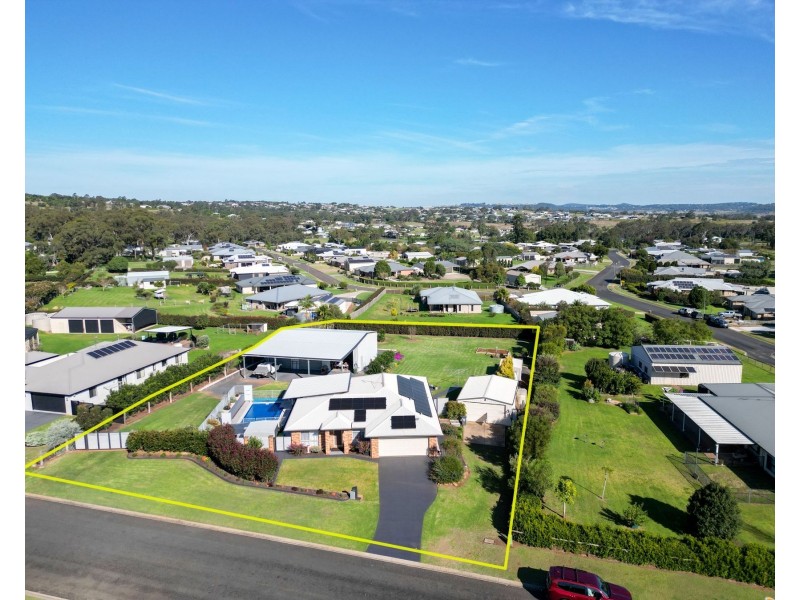 25 Holly Avenue, Cawdor QLD 4352